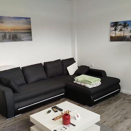 Schoene Ferienwohnung/Pendlerwohnung Uelzen Bagian luar foto