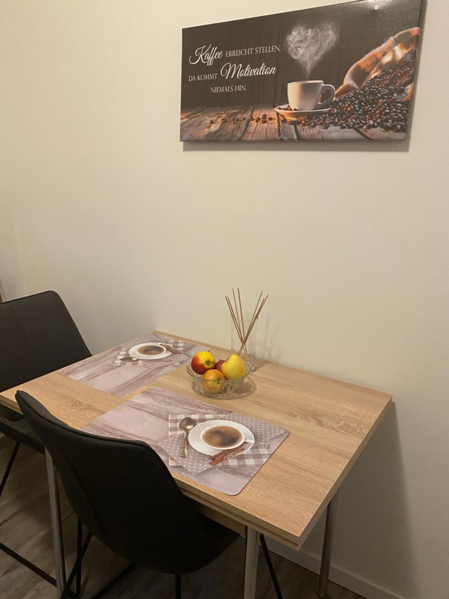 Schoene Ferienwohnung/Pendlerwohnung Uelzen Bagian luar foto